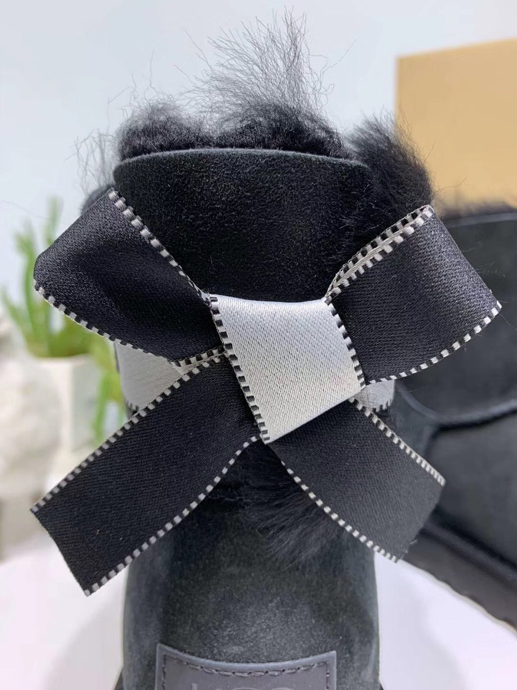 2938 Mukes Winter Collection – Bow Glitter Detail Shoes in Black
