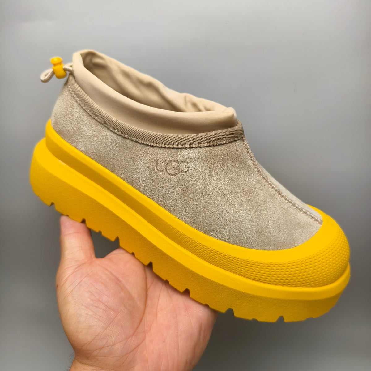 4096 Slip-On Trendy Casual Sneakers – Yellow (In Stock)