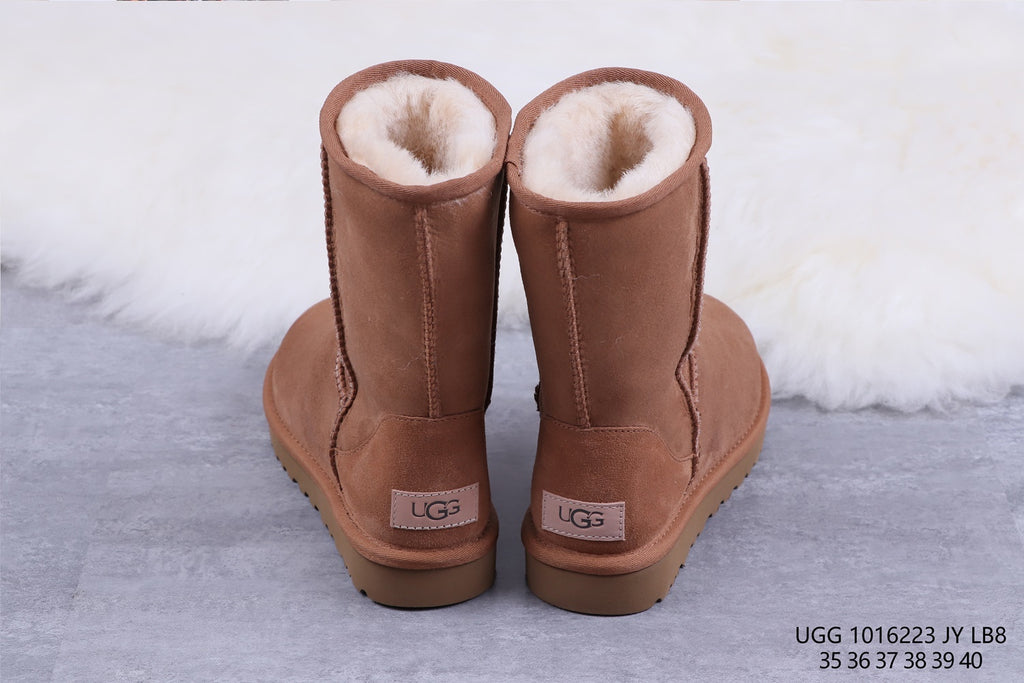 6223 Classic Short II Boots – Chestnut (In Stock)