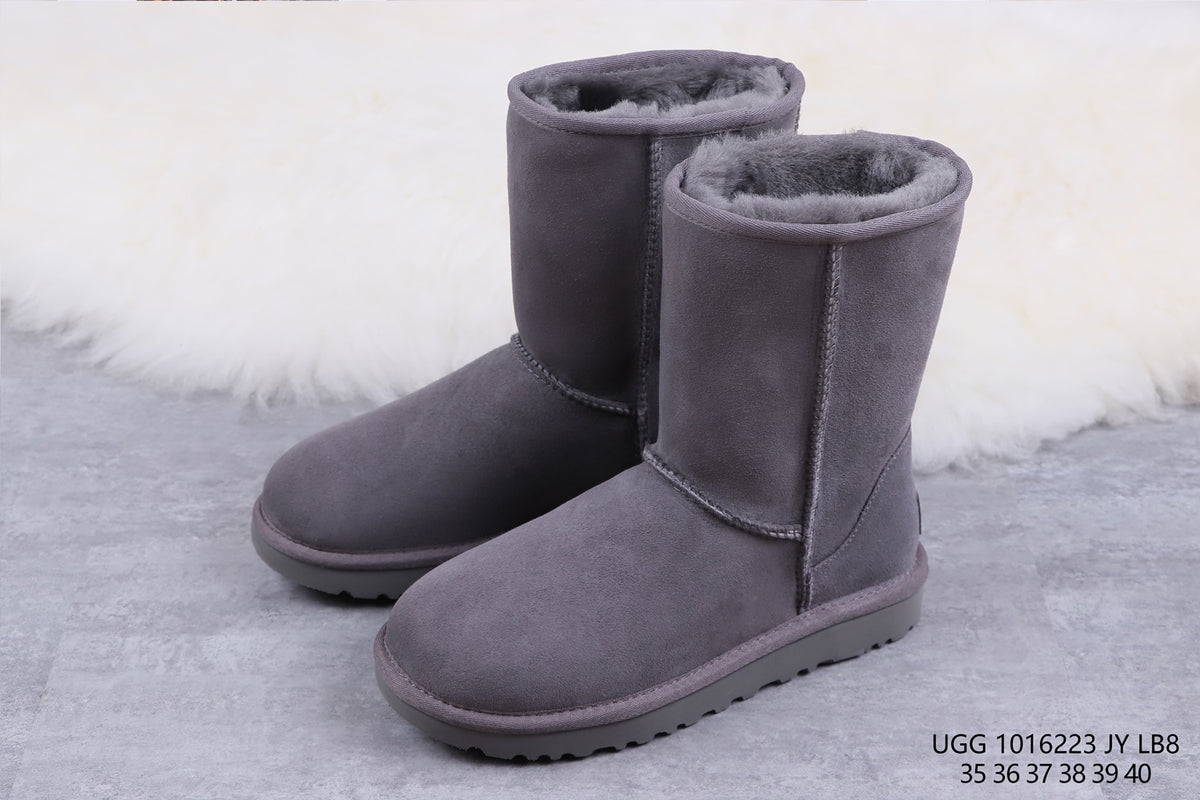 6223 Classic Short II Boots – Gray (In Stock)