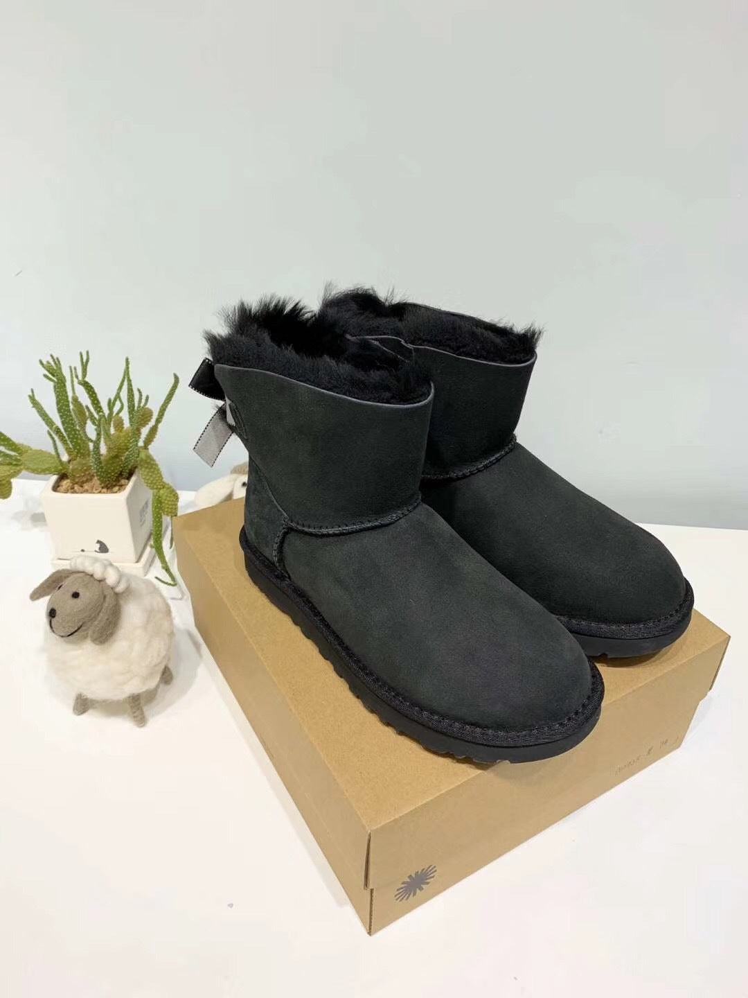 2938 Mukes Winter Collection – Bow Glitter Detail Shoes in Black