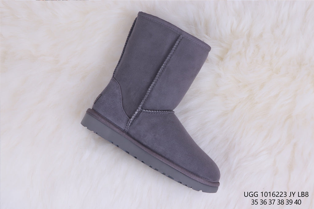 6223 Classic Short II Boots – Gray (In Stock)