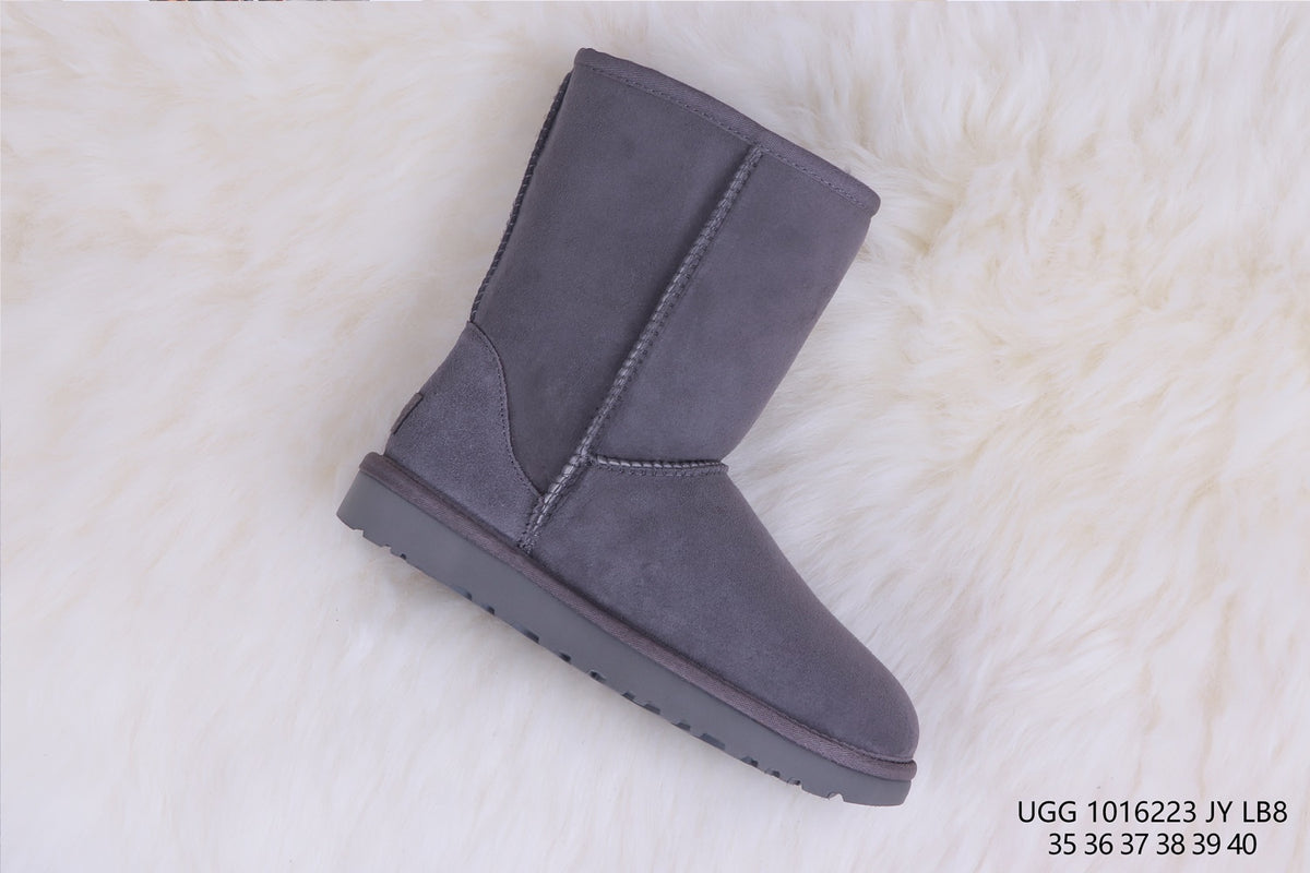 6223 Classic Short II Boots – Gray (In Stock)