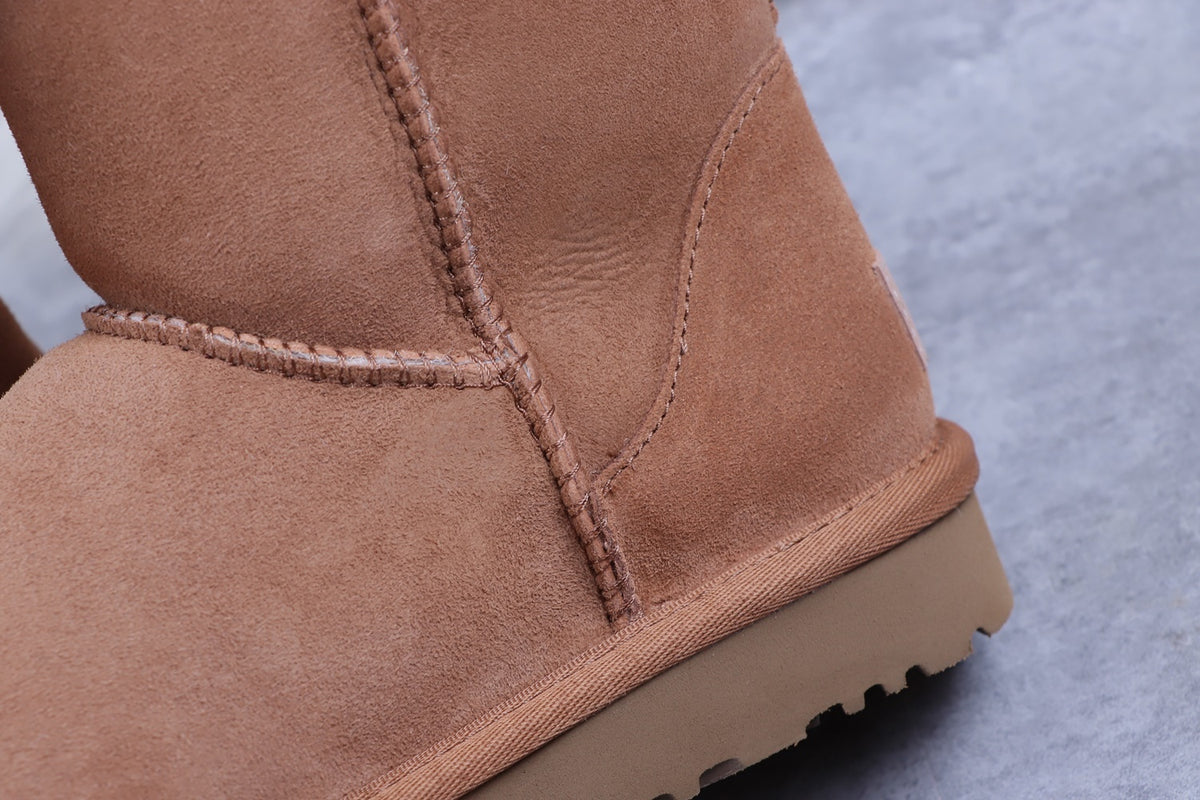 6223 Classic Short II Boots – Chestnut (In Stock)