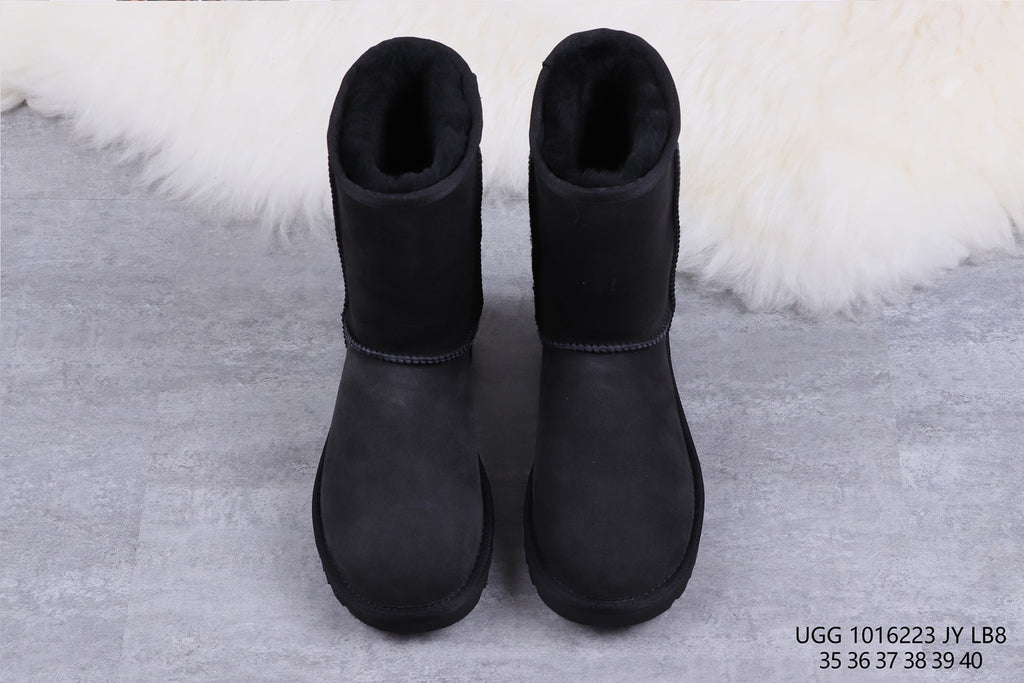 6223 Classic Short II Boots – Black (In Stock)