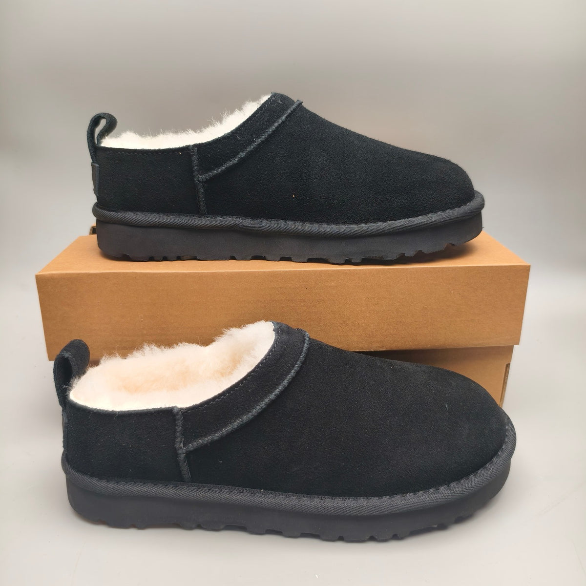 3891 Slip-On Classic Women’s Shoes – Black (In Stock)