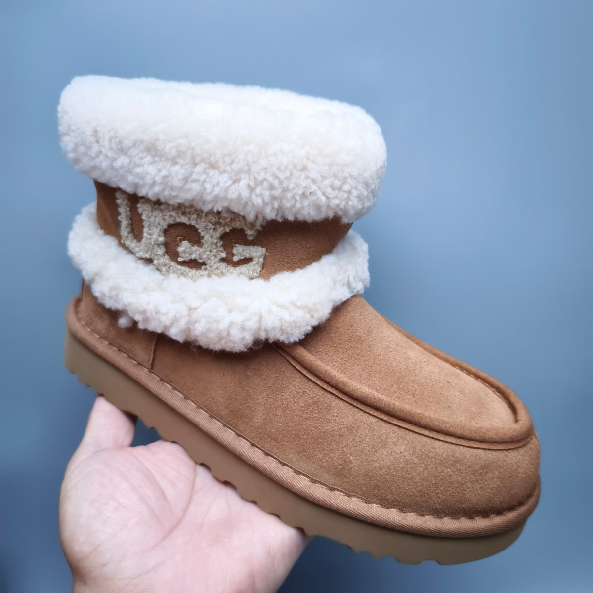 5410 Curly Fur Big Logo Mid-Top Trendy Boots – Chestnut (In Stock)