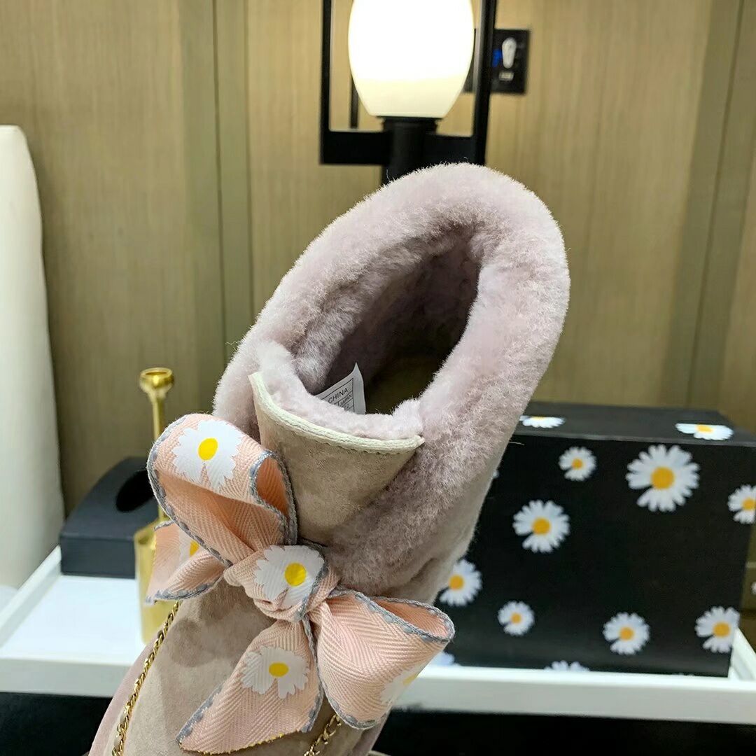 7888 Daisy Chain Ribbon Boots – Dusk Pink (In Stock)