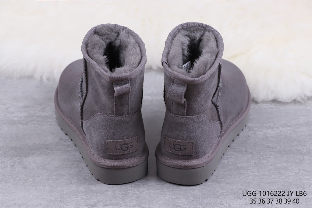 6222 Classic Mini II Short Boots – Gray (In Stock)