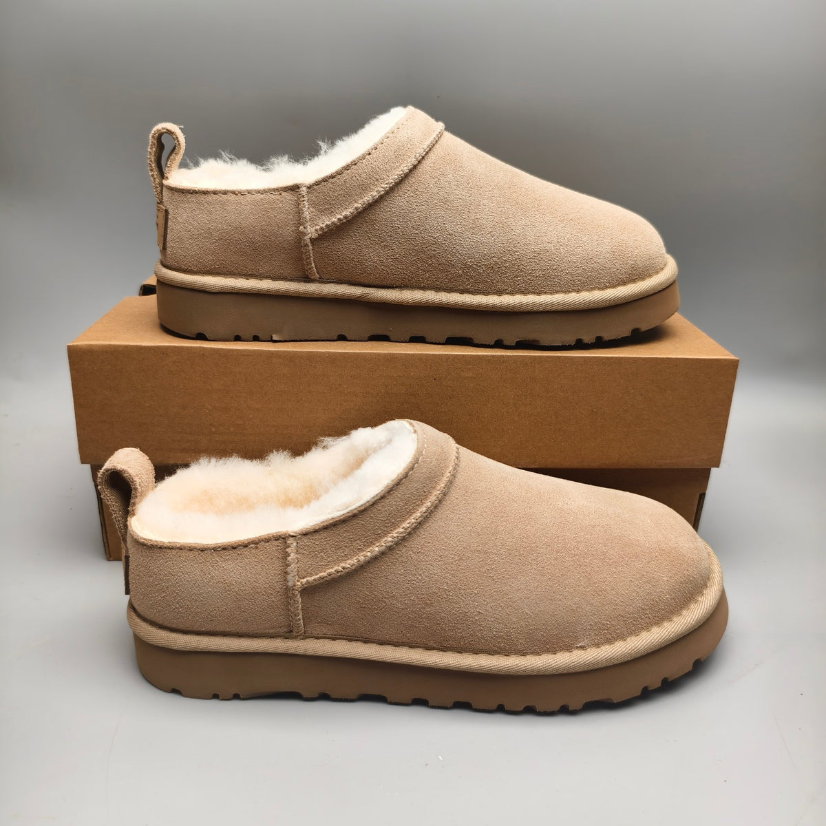 3891 Slip-On Classic Women’s Shoes – Sand (In Stock)