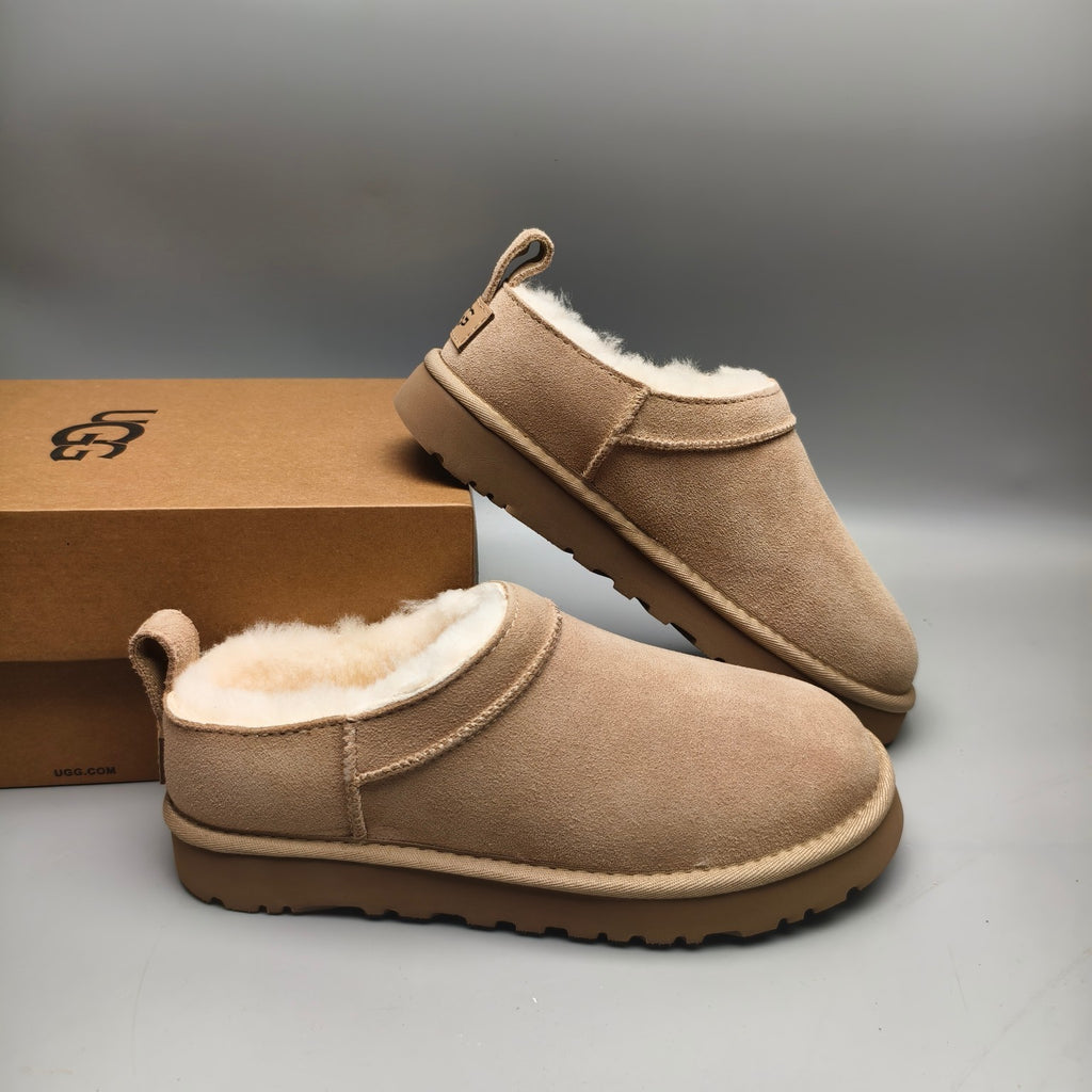 3891 Slip-On Classic Women’s Shoes – Sand (In Stock)