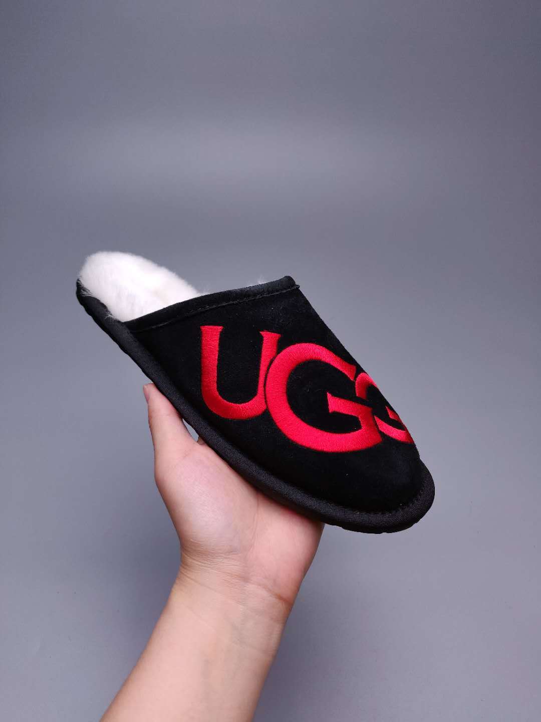 2593 G-Style Indoor Slippers – Black (In Stock)