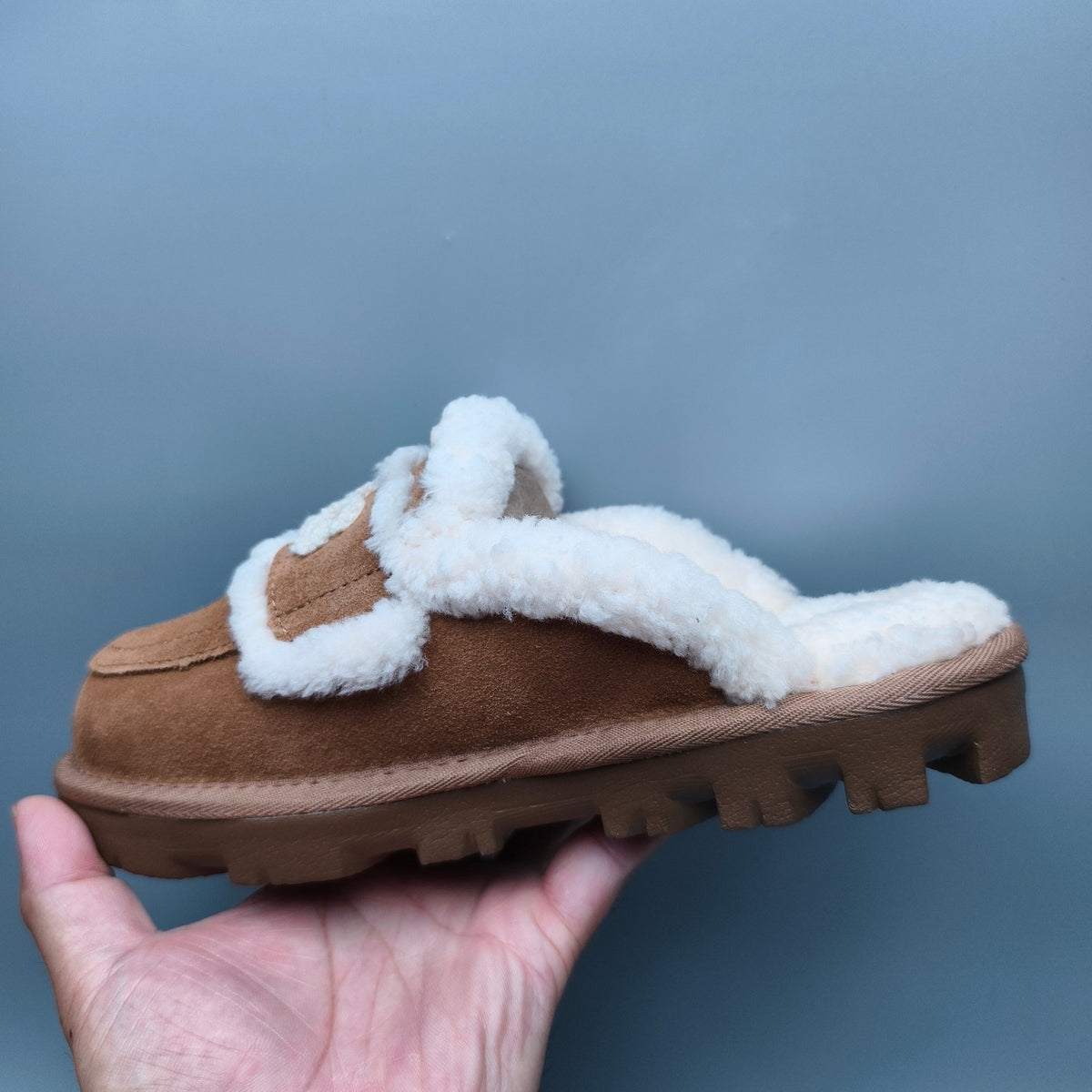 1206 Fluffy Big Logo Casual Slippers – Chestnut (In Stock)