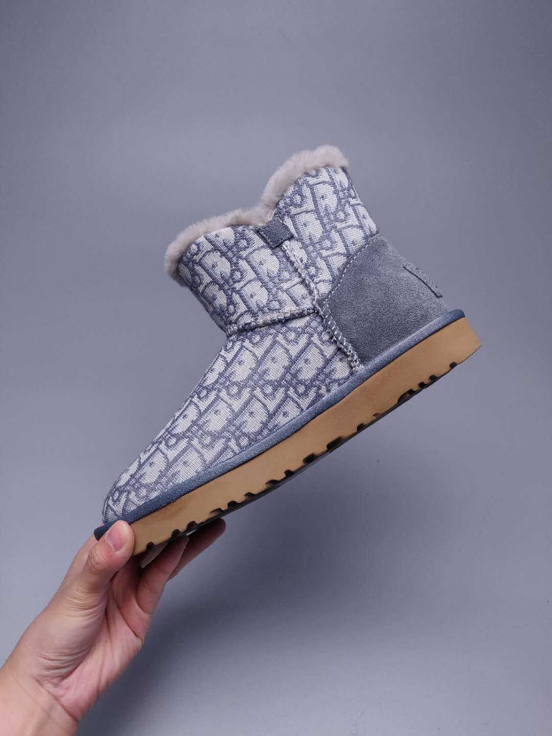 6554 Dior-Inspired Textured Boots – Gray (In Stock)