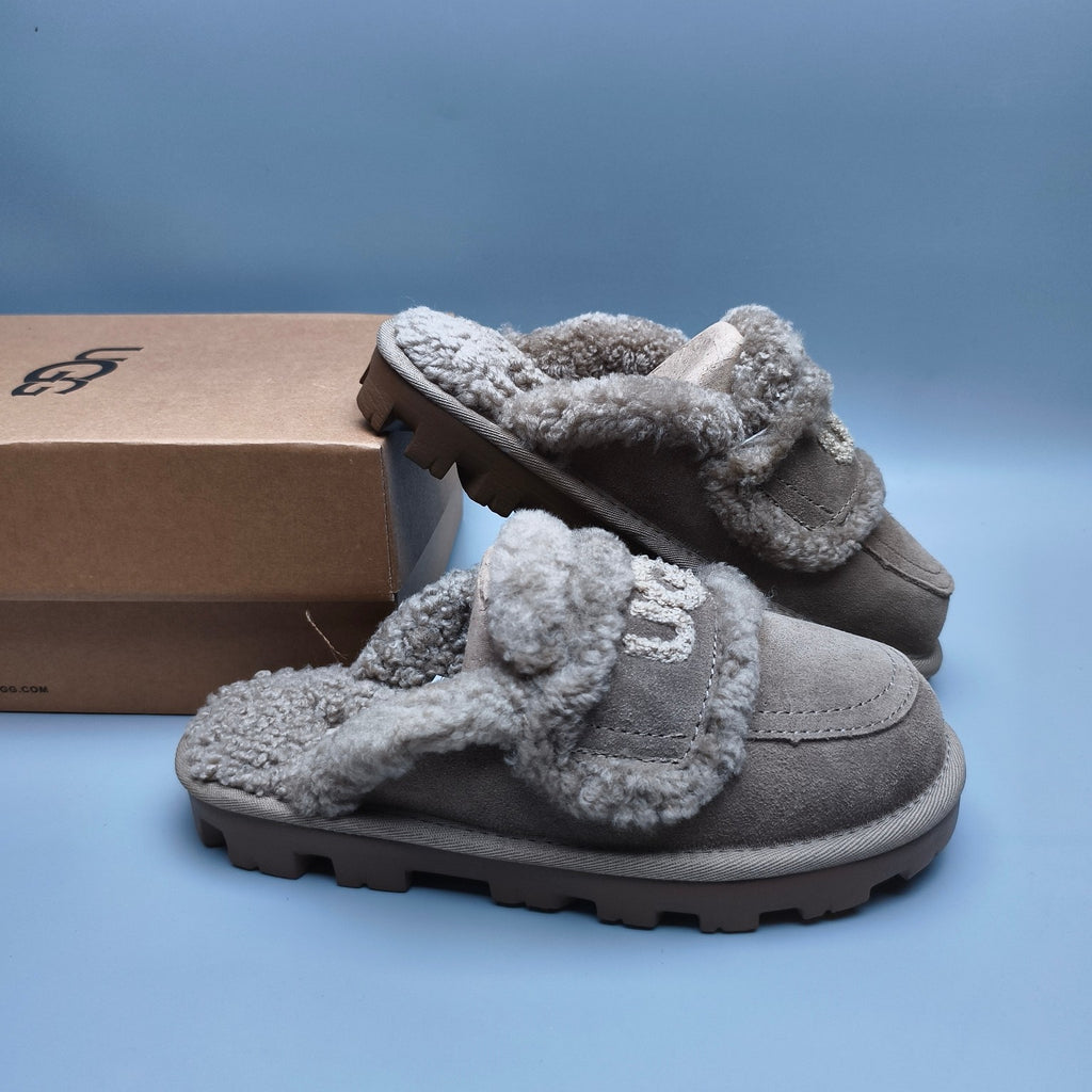 1206 Fluffy Big Logo Casual Slippers – Antelope Brown