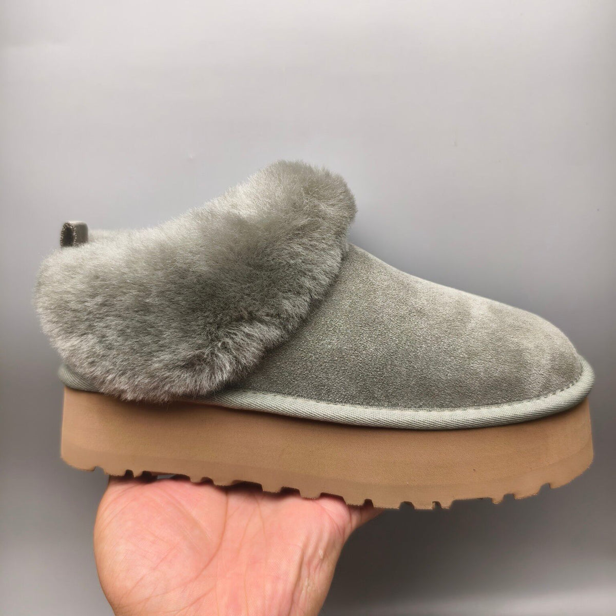 1393 Chunky Sole Suede Slip-On Lazy Shoes – Green (In Stock)