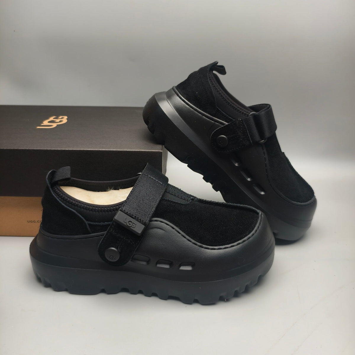 7550 Slip-On Casual Shoes – Black (In Stock)