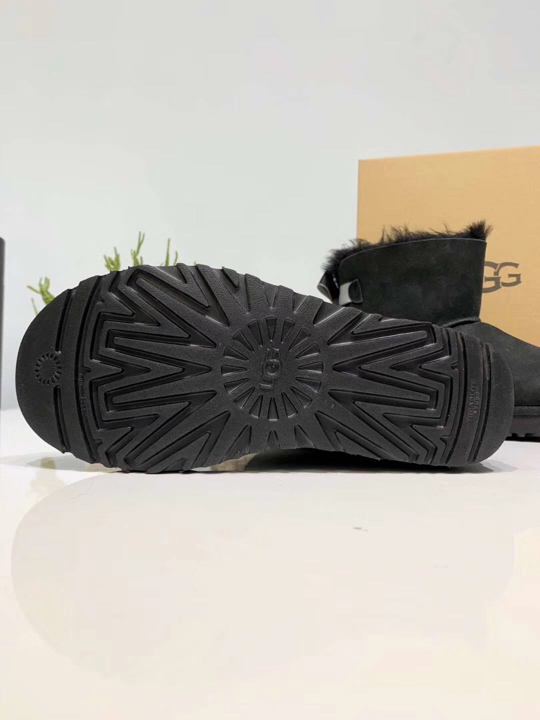 2938 Mukes Winter Collection – Bow Glitter Detail Shoes in Black
