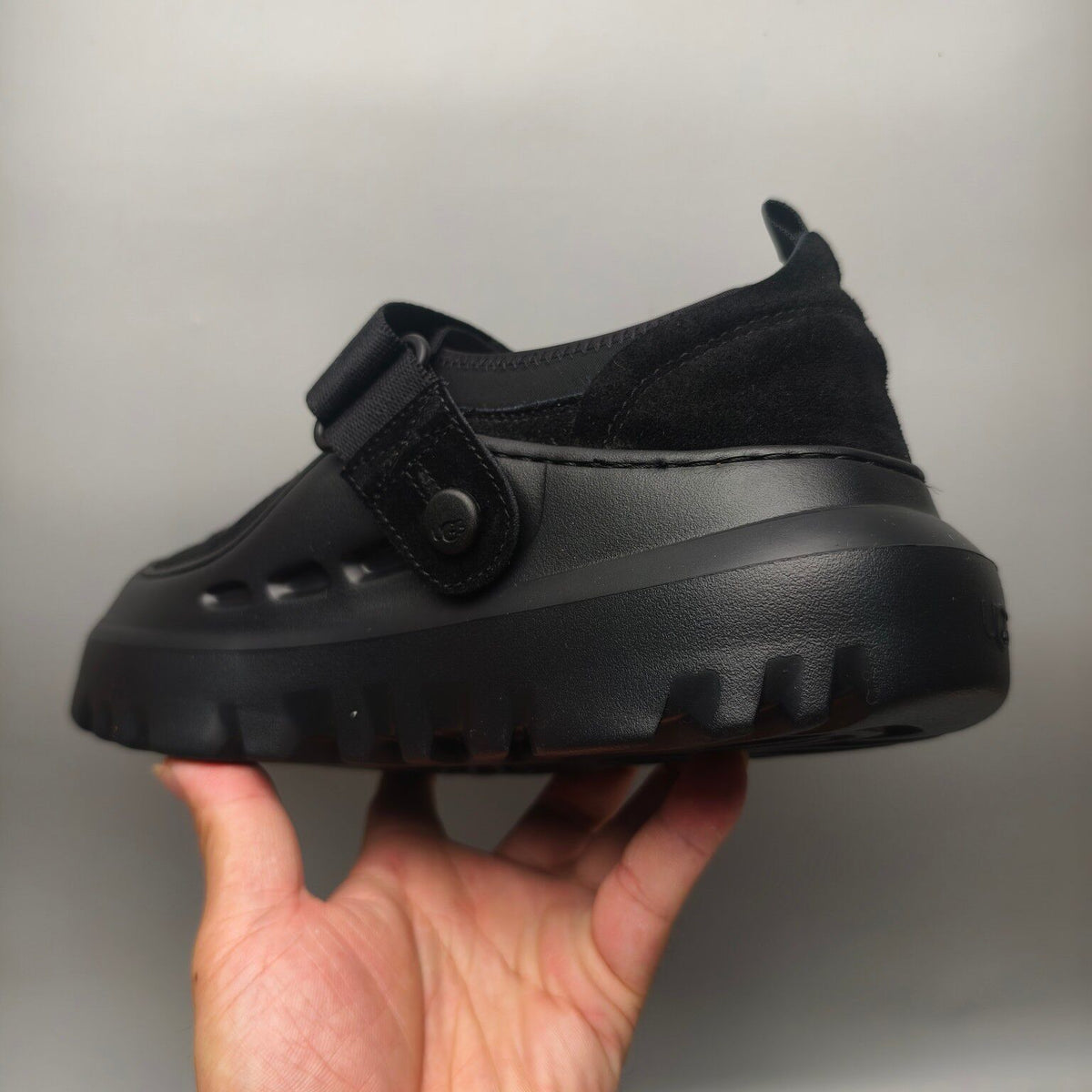 7550 Slip-On Casual Shoes – Black (In Stock)