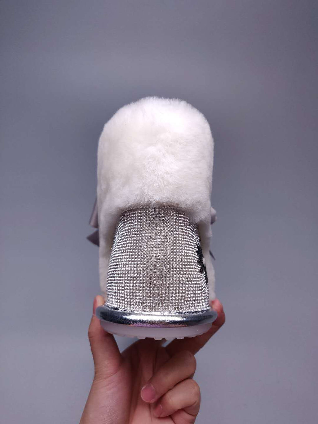 7888 Daisy Crystal Ribbon Boots – Silver White (In Stock)