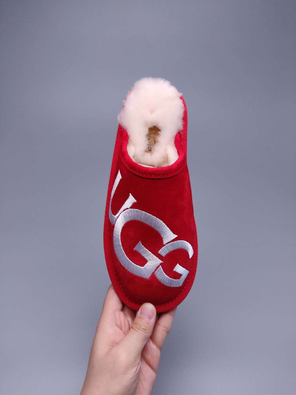 2593 G-Style Indoor Slippers – Red (In Stock)