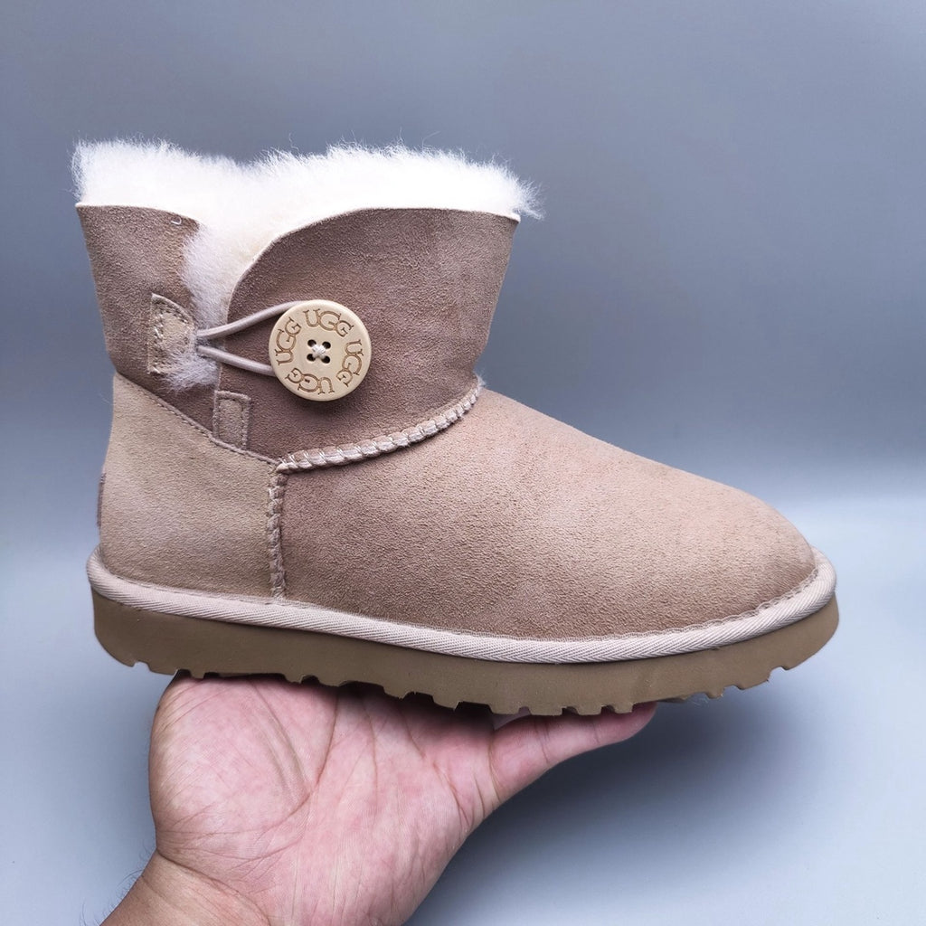 6422 Stain-Resistant New Classic Boots – Sand (In Stock)