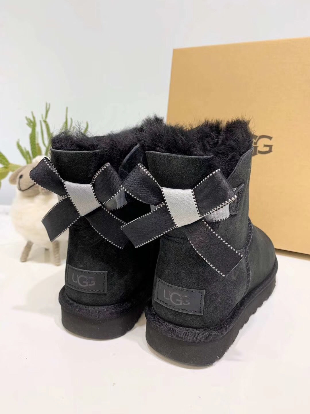 2938 Mukes Winter Collection – Bow Glitter Detail Shoes in Black