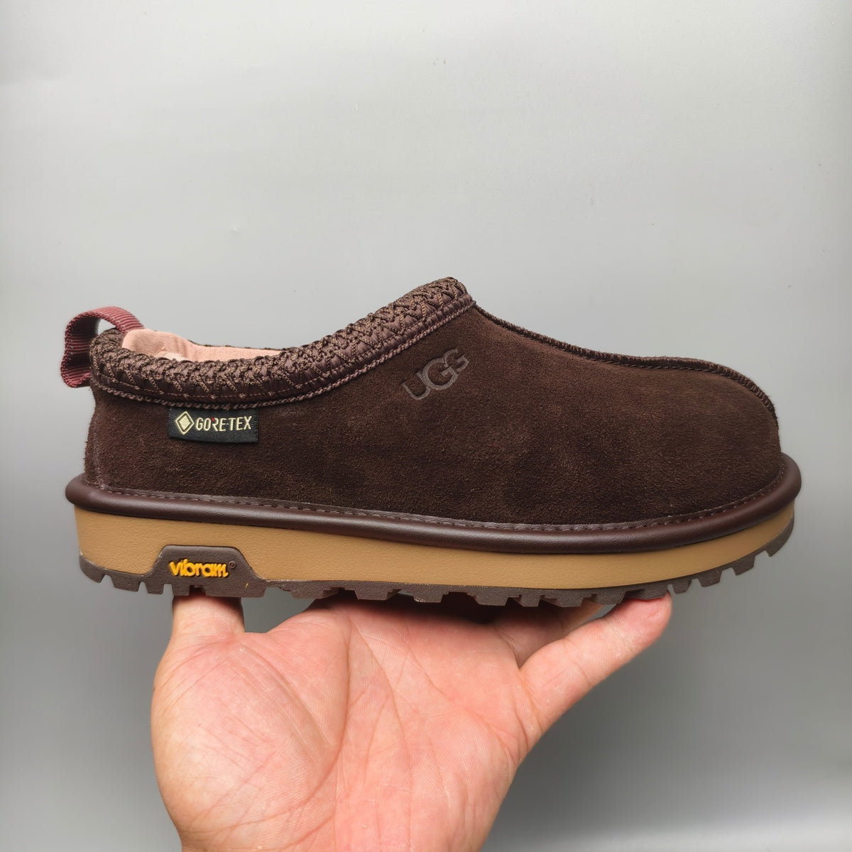 1304 Ethnic-Inspired Casual Sneakers – Chocolate (Unisex)