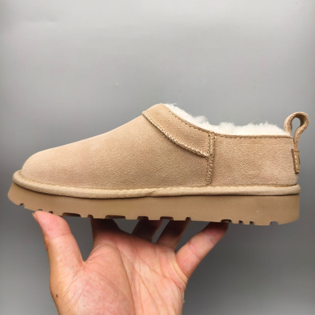 3891 Slip-On Classic Women’s Shoes – Sand (In Stock)