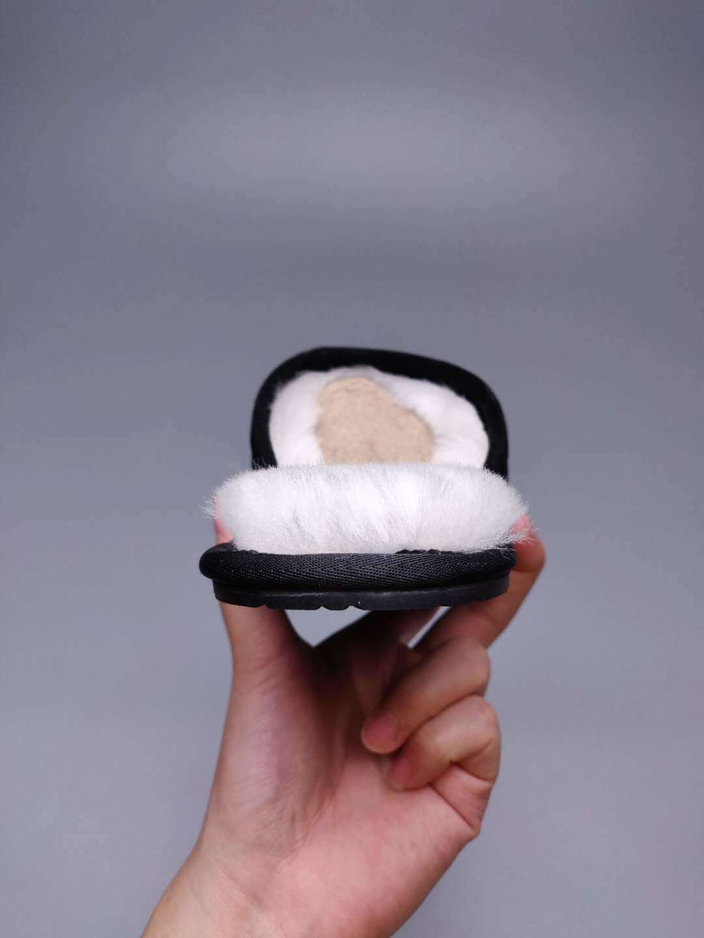 2593 G-Style Indoor Slippers – Black (In Stock)