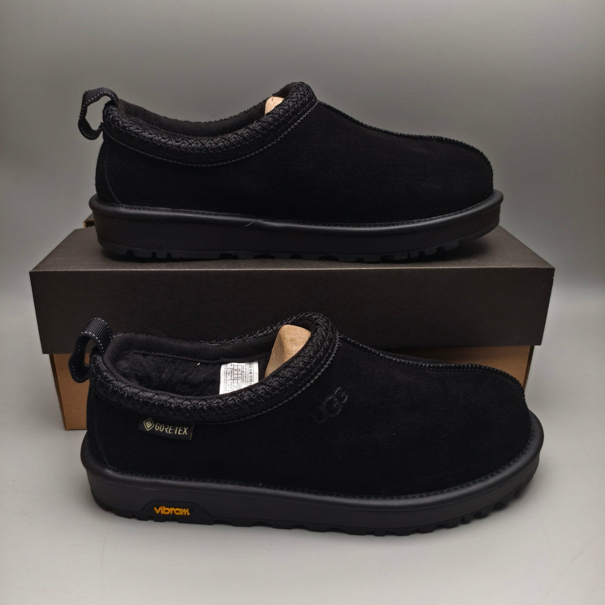1304 Ethnic-Inspired Casual Sneakers – Black (Unisex)