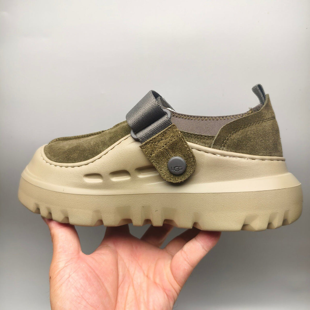 7550 Slip-On Casual Shoes – Green (In Stock)