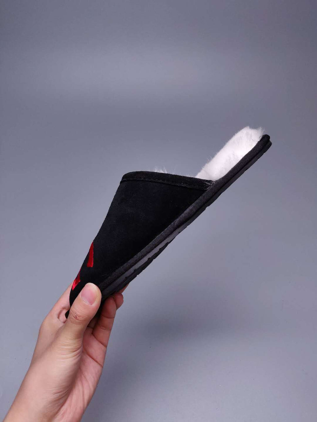 2593 G-Style Indoor Slippers – Black (In Stock)