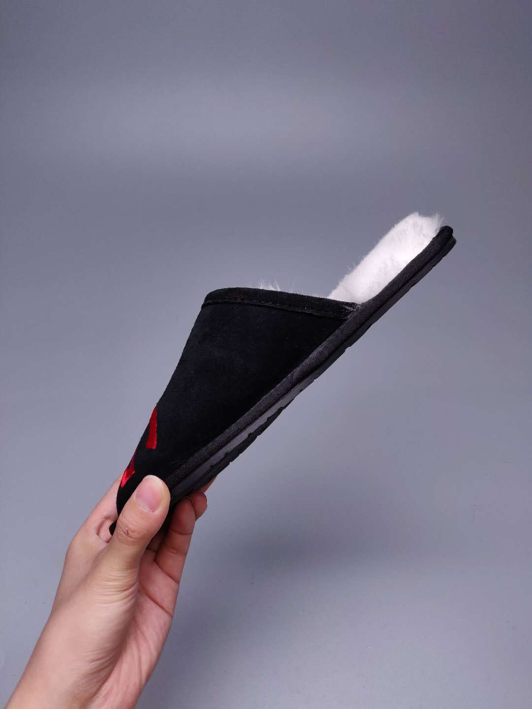 2593 G-Style Indoor Slippers – Black (In Stock)
