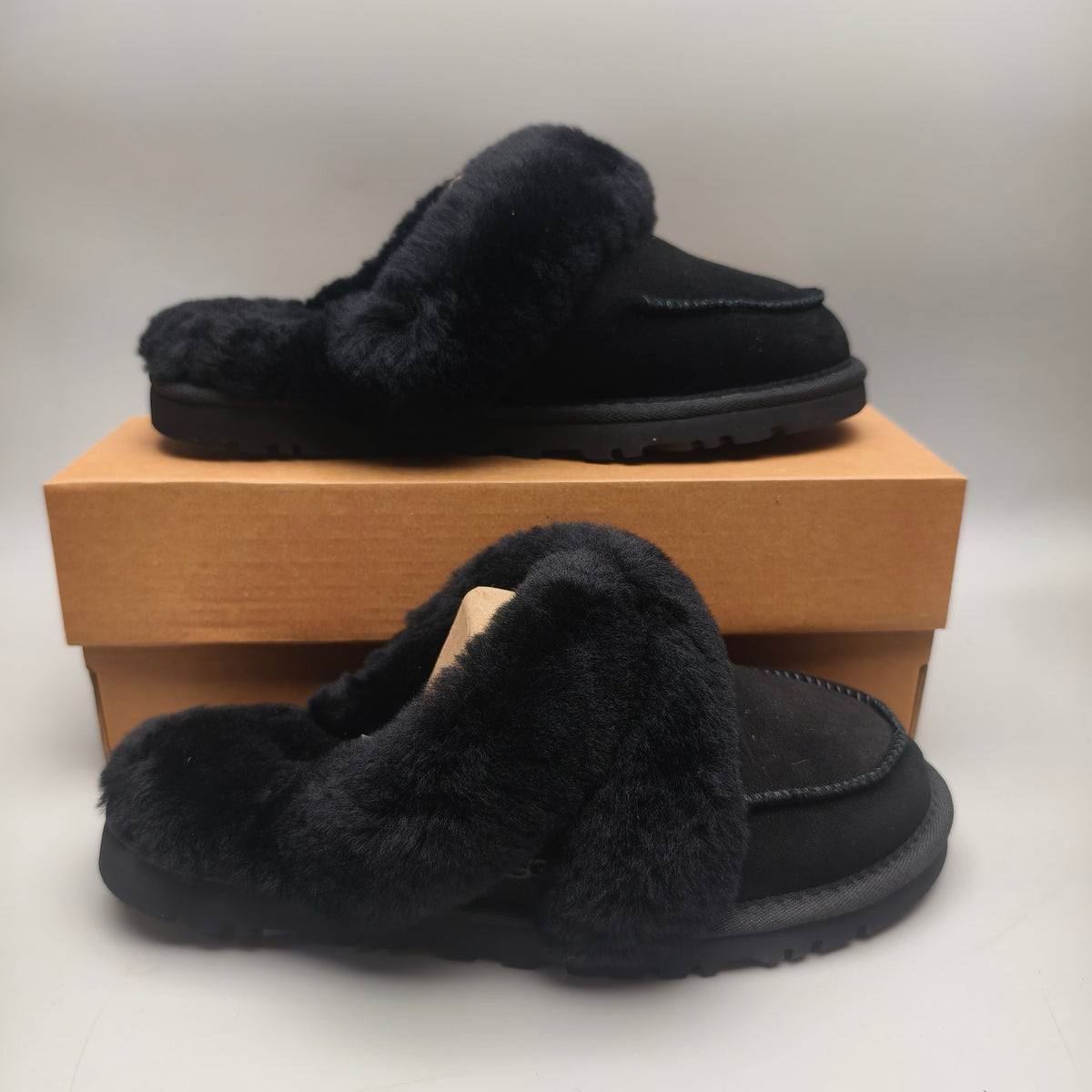 4571 Casual Home Slippers – Black (In Stock)