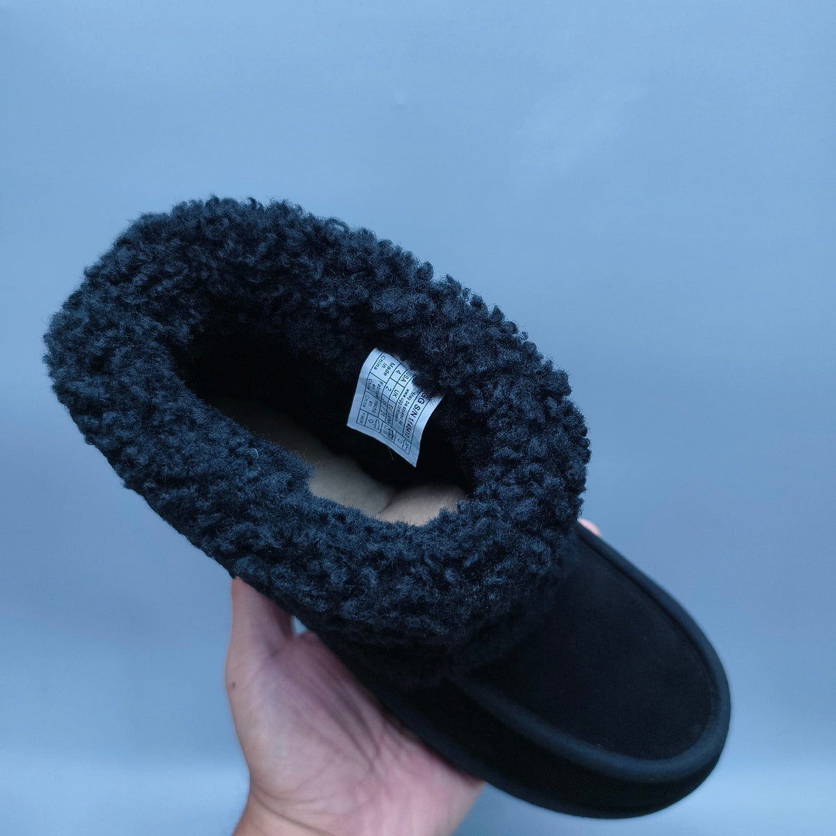 5410 Curly Fur Big Logo Mid-Top Trendy Boots – Black (In Stock)