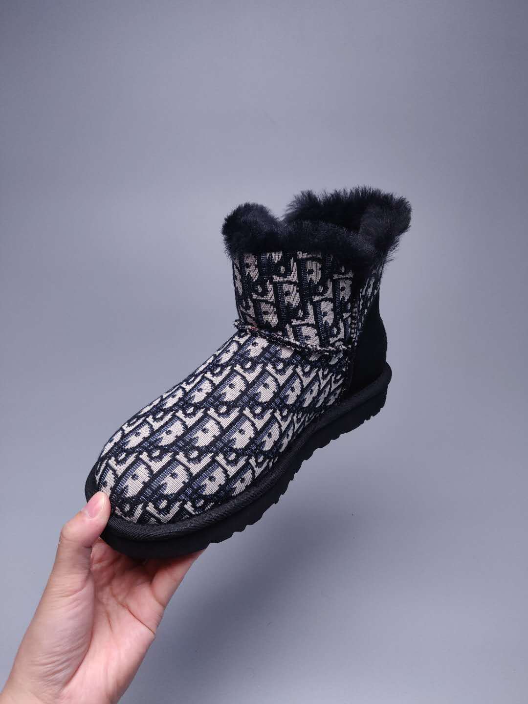 6554 Dior-Inspired Textured Boots – Black (In Stock)
