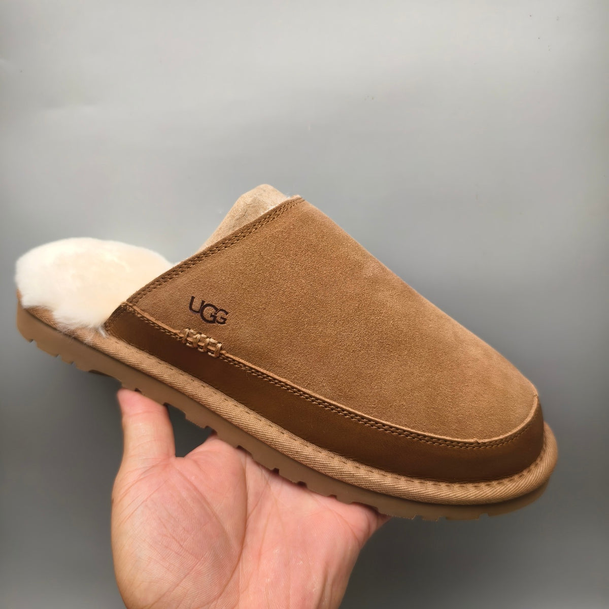 4585 Ultra-Light Casual Fuzz Men’s Slippers – Chestnut (In Stock)