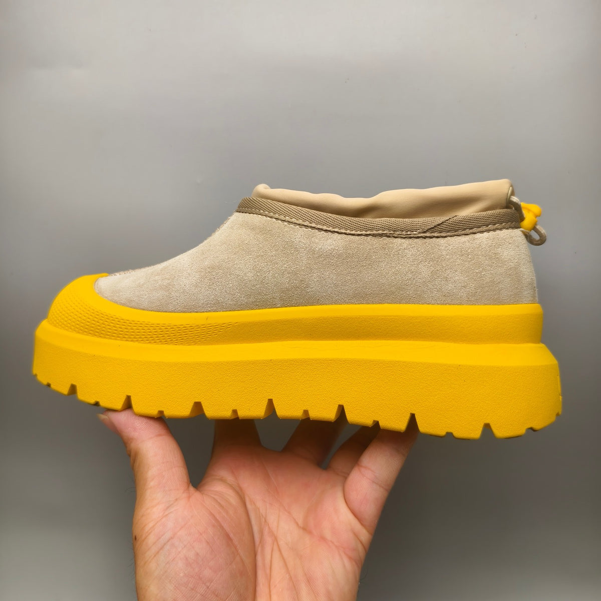 4096 Slip-On Trendy Casual Sneakers – Yellow (In Stock)