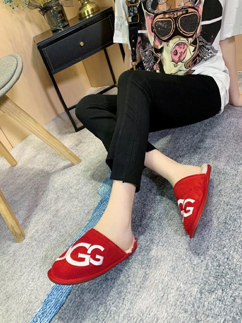 2593 G-Style Indoor Slippers – Red (In Stock)