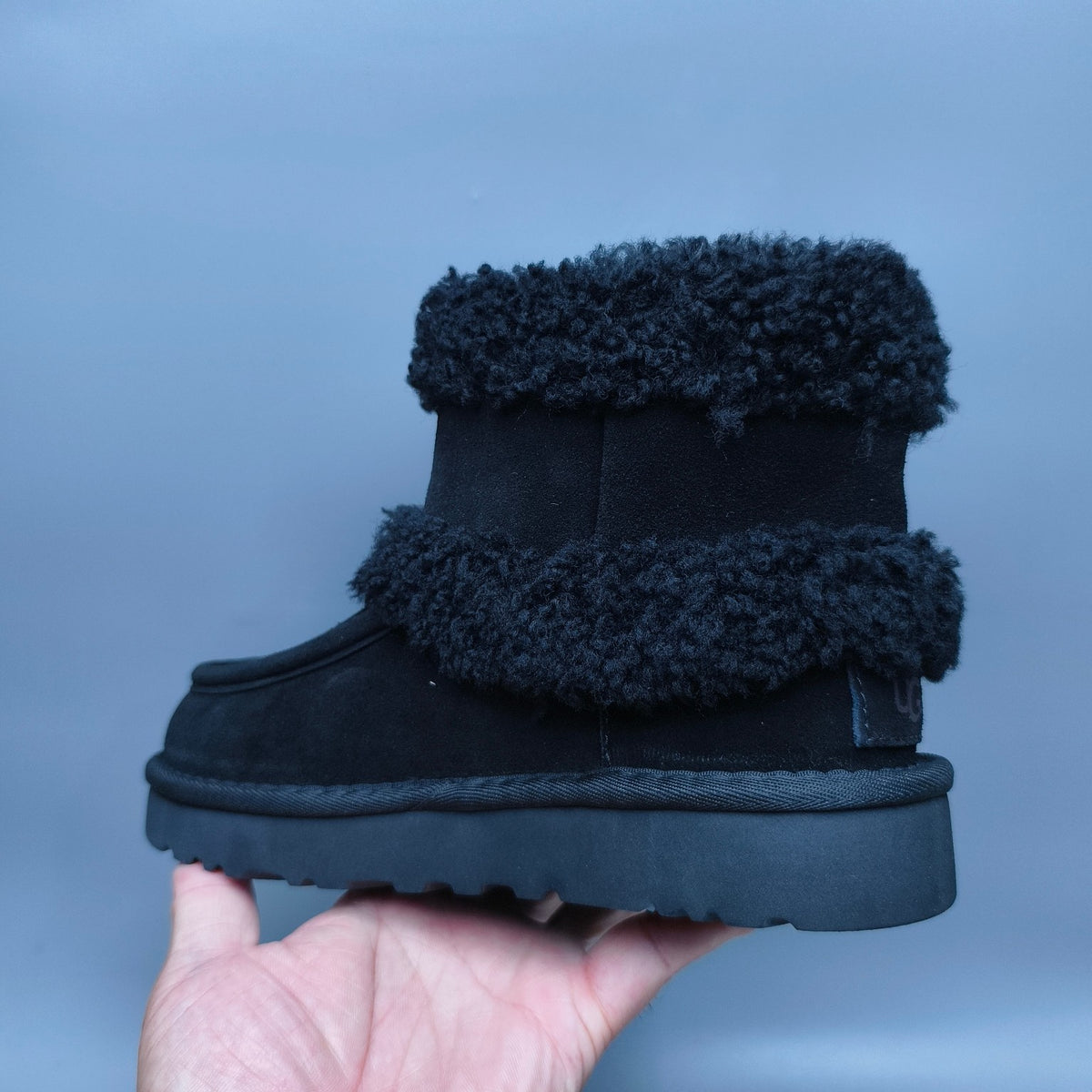 5410 Curly Fur Big Logo Mid-Top Trendy Boots – Black (In Stock)