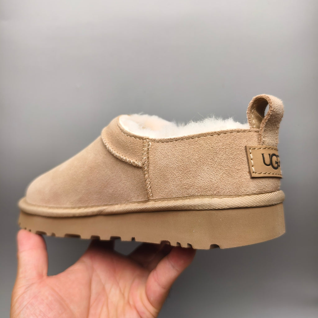 3891 Slip-On Classic Women’s Shoes – Sand (In Stock)