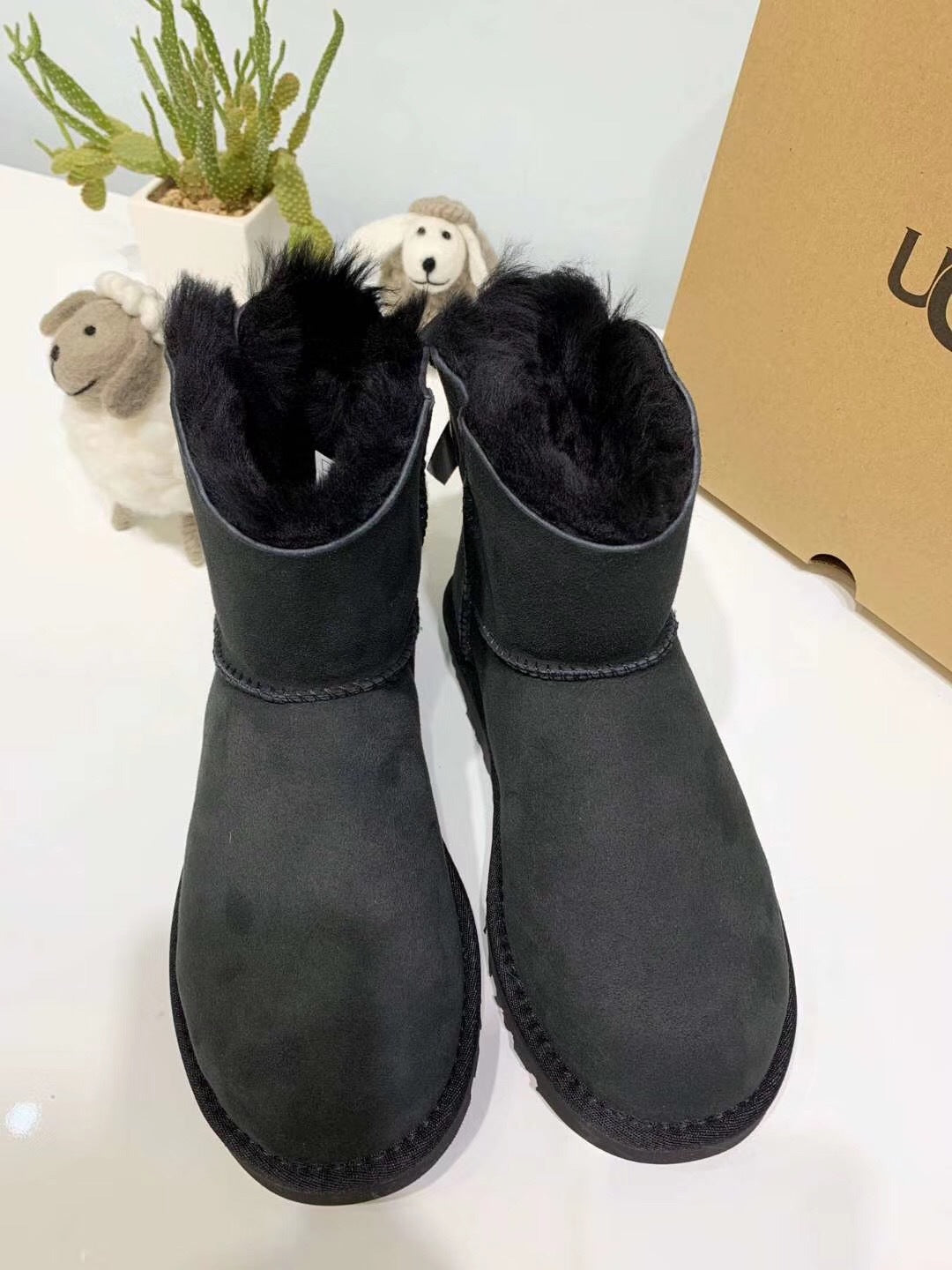 2938 Mukes Winter Collection – Bow Glitter Detail Shoes in Black