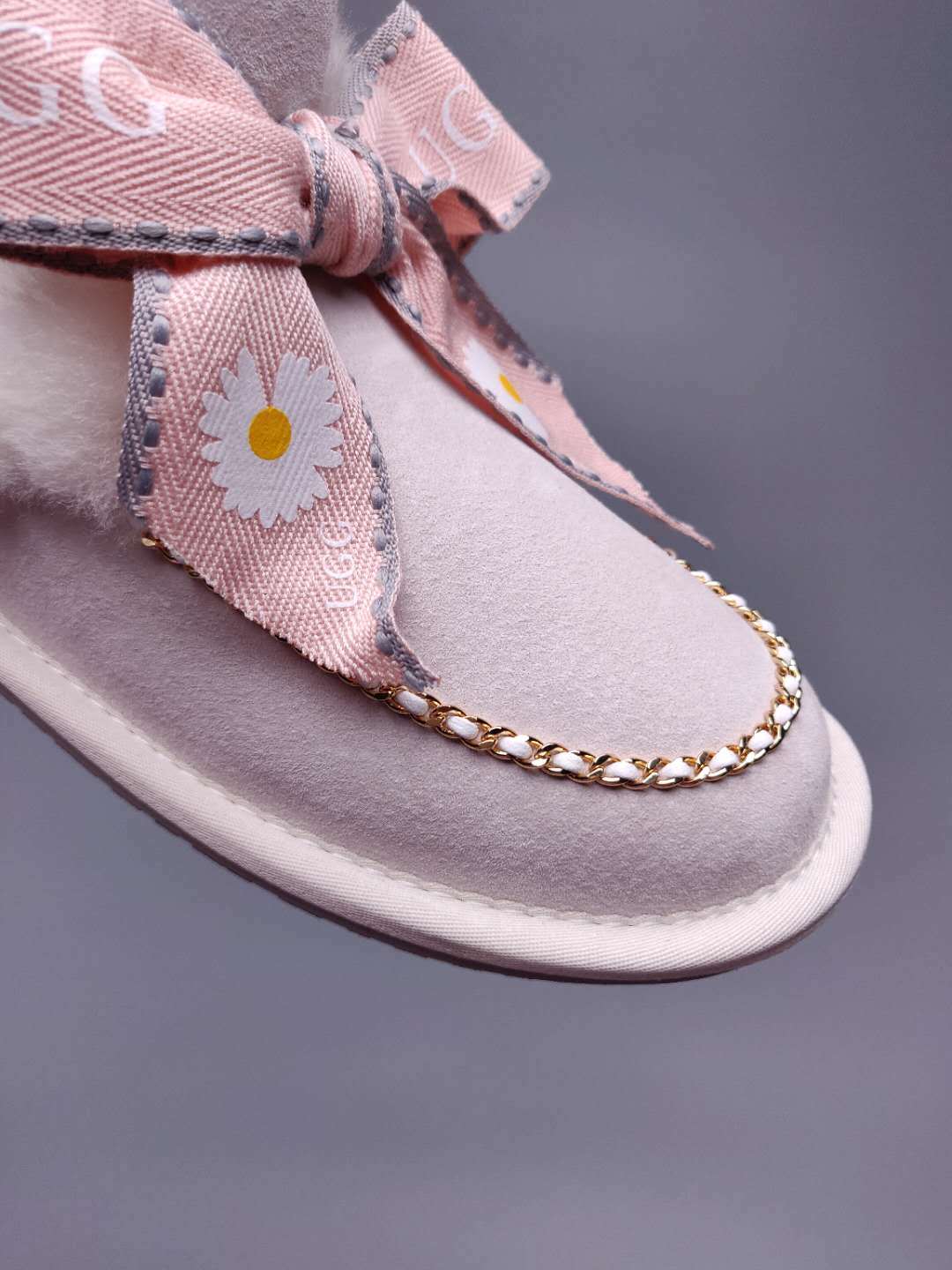 7888 Daisy Chain Ribbon Boots – Milkshake White (In Stock)