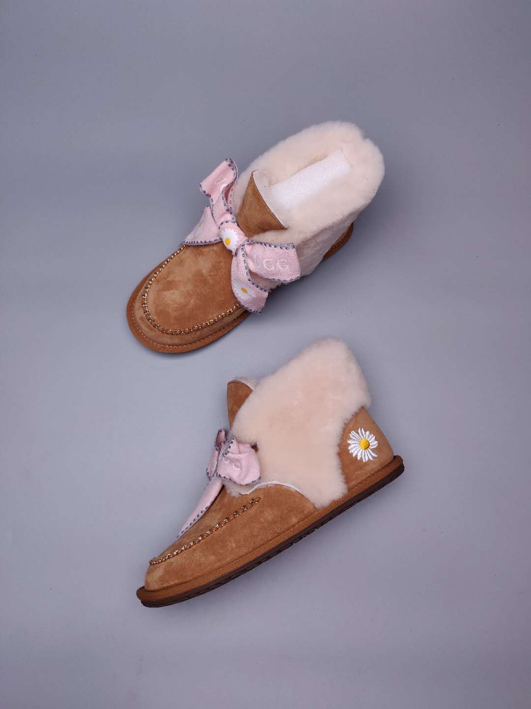 7888 Daisy Chain Ribbon Boots – Chestnut (In Stock)